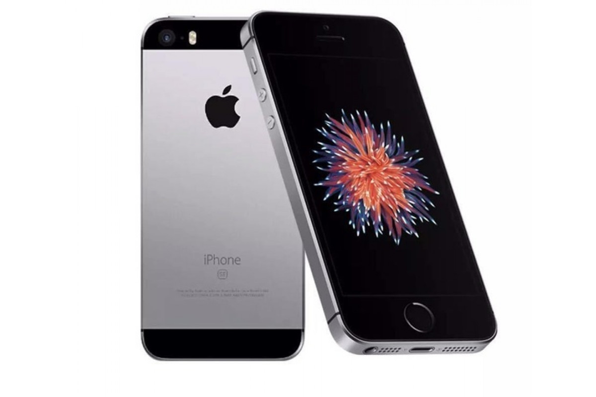 Смартфон iPhone SE (5) 32 GB по низкой цене за 4500 ₽ в нашем магазине.